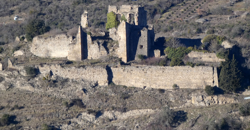 News : château de Coustaussa depuis le Causse