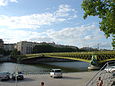 Le pont Mirabeau, River Seine, Paris, France.jpg
